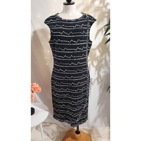 St John Knit Fringe Tweed Sparkle Sheath Dress Size 14 Black Old Money Classic